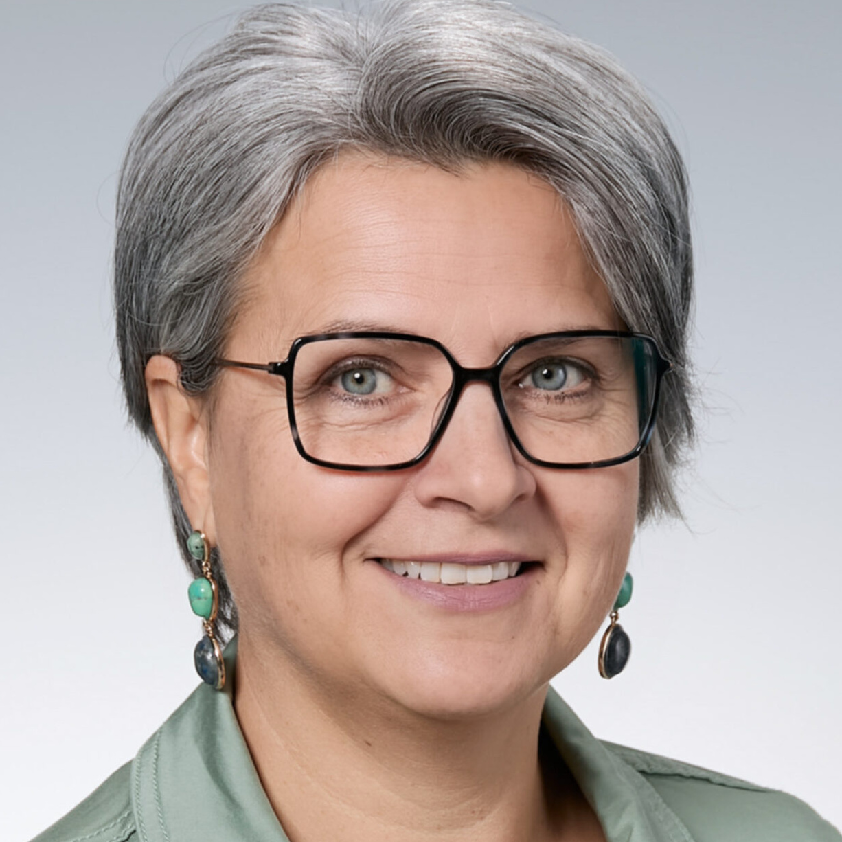 Porträt von Sandra Straif